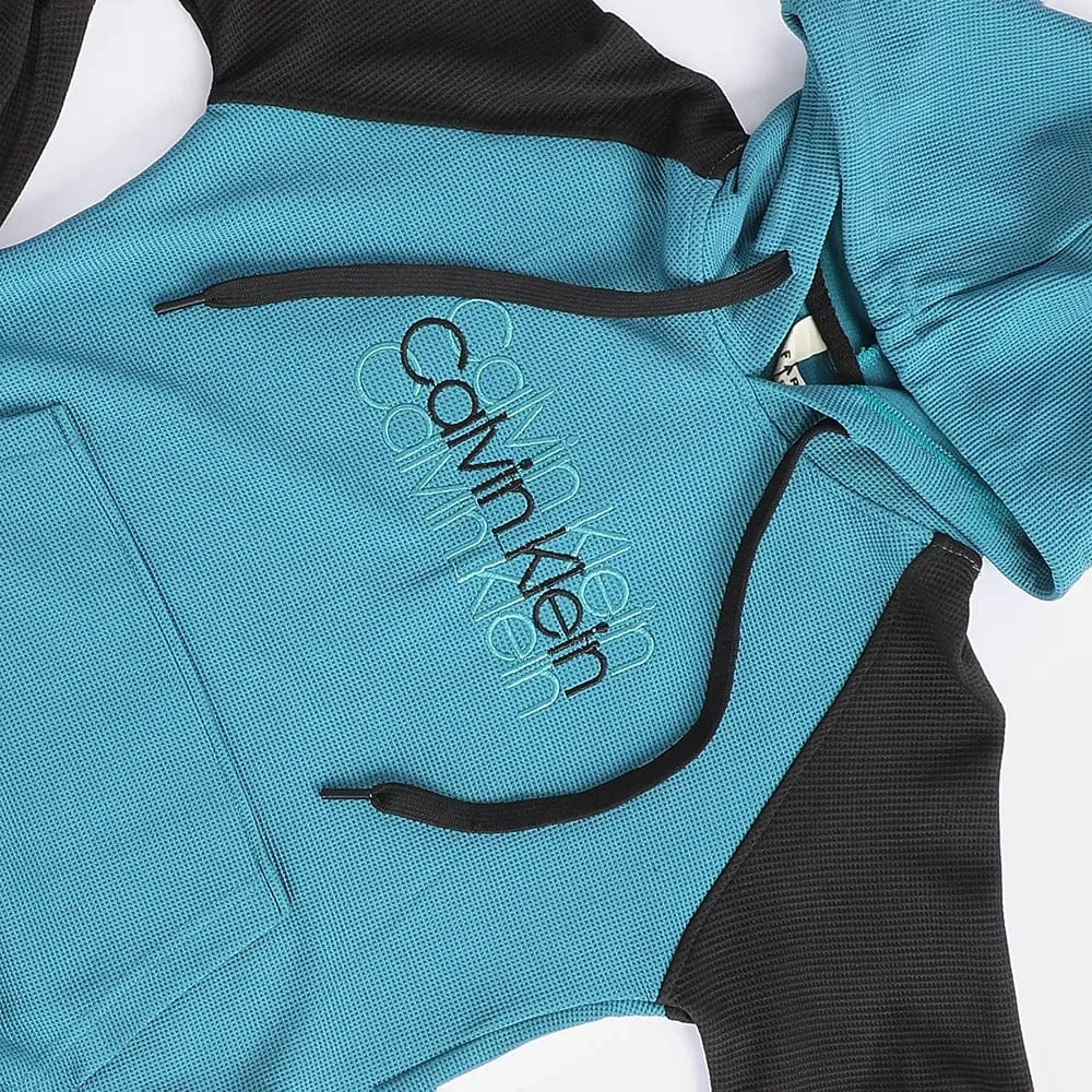 تيشيرت نص كم بغطاء راس وبنطلون وسط مطبوع اولادي بسكوته الوان متعددة صيفي من فرعون - 5042