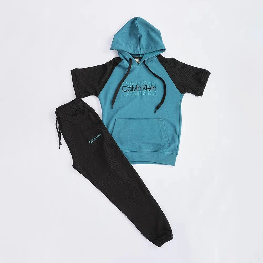 تيشيرت نص كم بغطاء راس وبنطلون وسط مطبوع اولادي بسكوته الوان متعددة صيفي من فرعون - 5042