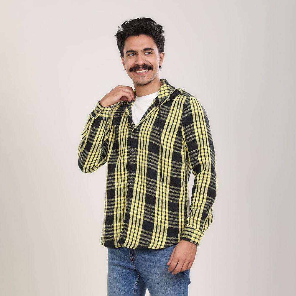 قميص كاروهات رجالي اصفر في اسود من ازياء