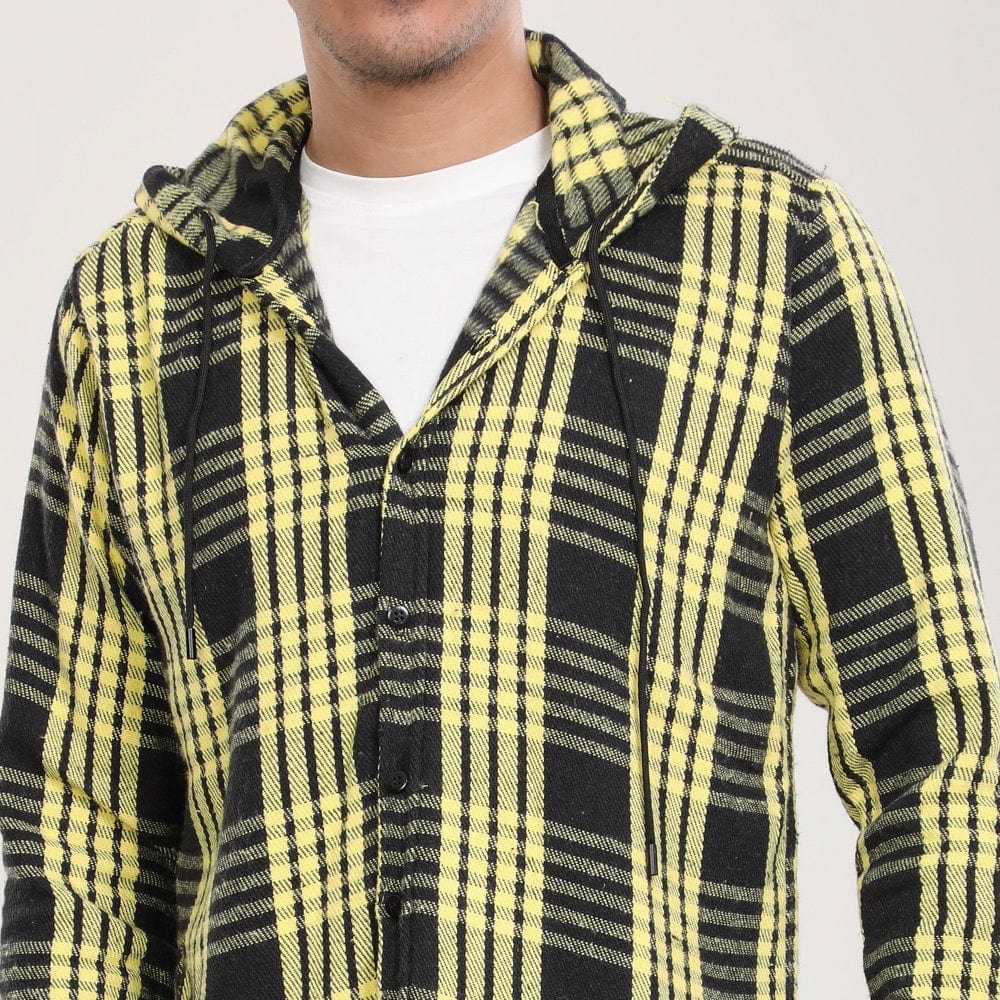 قميص كاروهات رجالي اصفر في اسود من ازياء