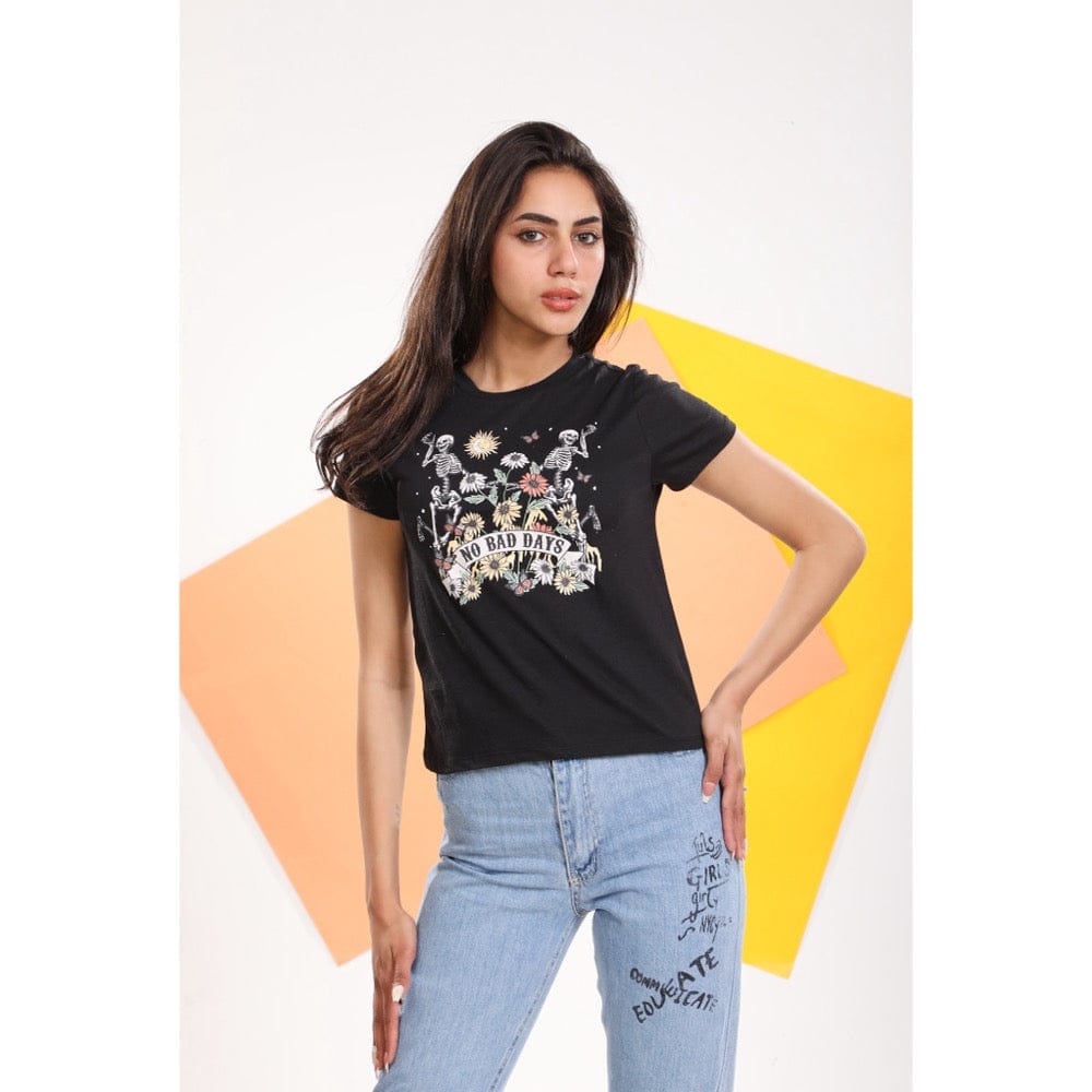 تيشيرت أكمام قصيره من سالي بناتي ، اسود