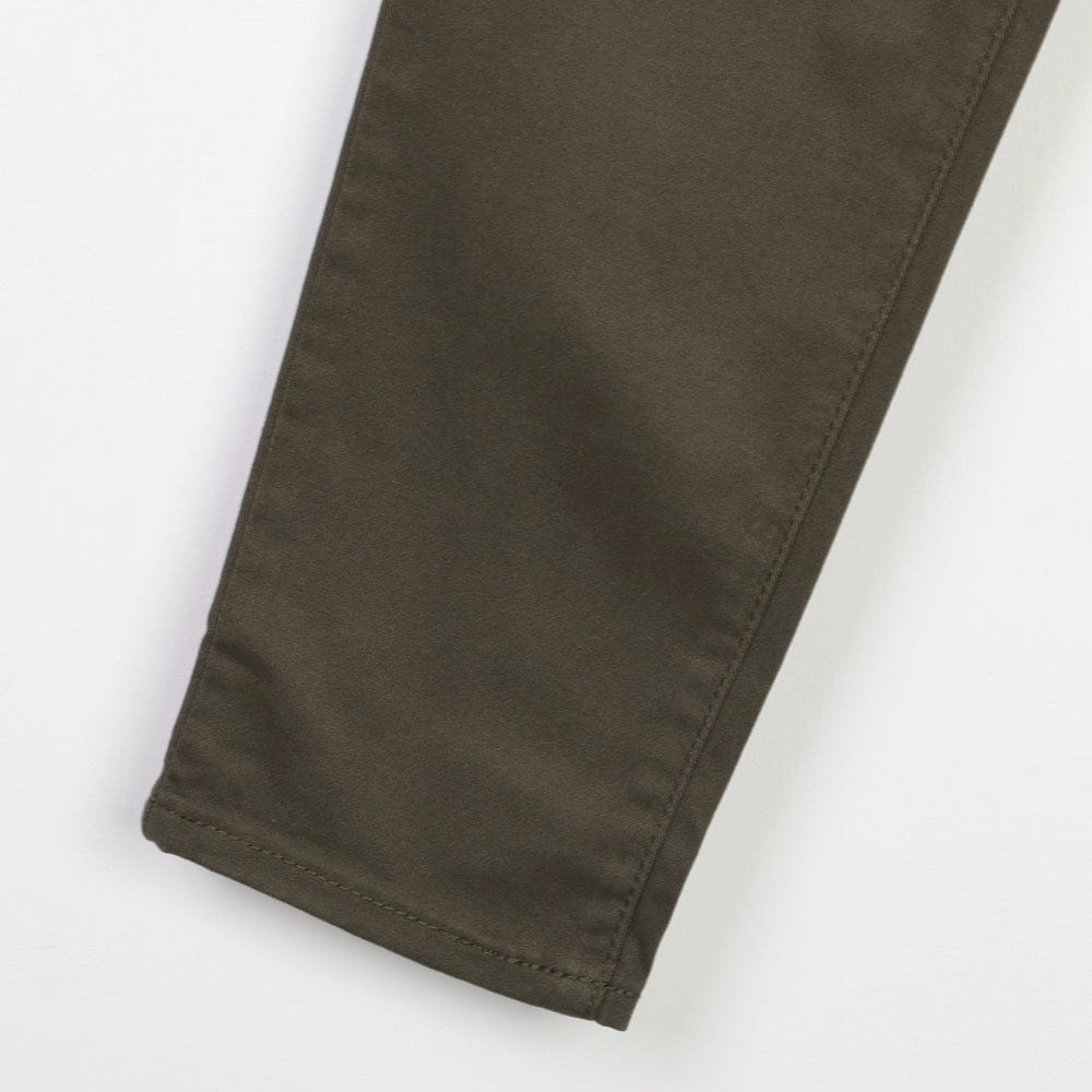 ليجنج جينز حريمي جينز; زيتي