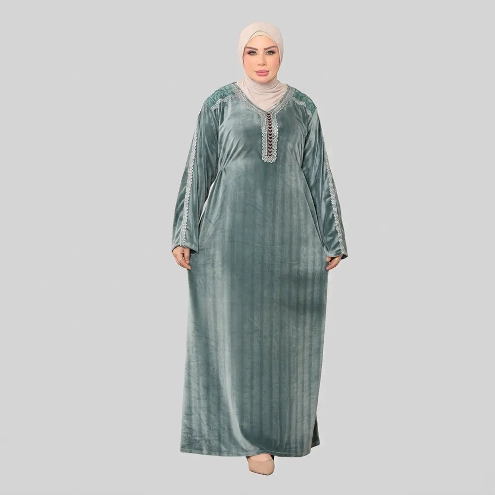 عباية استقبال حريمى مقلم قطيفة هايدي الوان متعددة شتوى من سوق العباية - 1096