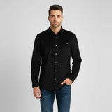 قميص مضلع ساده رجالي قطيفه اسود شتوي من اس كيه اتش - 112893-BK