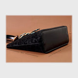 شنطة يد حريمى جلد صناعي pu الوان متعددة جميع المواسم من ديفنتى - 2176