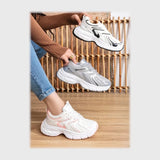 حذاء سنيكرز حريمى فوندي جلد إسكاي مستورد ونعل PVC حقن الوان متعددة جميع المواسم من ان ستايل-SR6