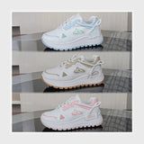 حذاء سنيكرز حريمى فوندي جلد إسكاي مستورد ونعل PVC حقن الوان متعددة جميع المواسم من نيو لوك - 25312