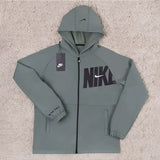 جاكيت رياضى كابيشوه طباعة رجالى سوفت فولار مستورد الوان متعددة شتوي من تورنيدو - 2641101