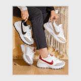 حذاء سنيكرز حريمى فوندي جلد إسكاي مستورد ونعل PVC حقن الوان متعددة جميع المواسم من كيو آر شوز - 29722