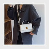 شنطة كروس حريمى جلد 2اسود*لون جميع المواسم من فلامنجو - 93