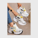 حذاء سنيكرز حريمى فوندي جلد إسكاي مستورد ونعل PVC حقن ألوان متعددة جميع المواسم من بيكو - B-102