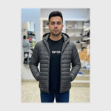 جاكيت بامب بكابيشوه ووتر بروف رجالي سوفت رمادي غامق شتوي من كيه اتش ال - Pump-DG