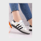 حذاء سنيكرز حريمي الوان متعددة من حذاء 