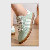 حذاء سنيكرز حريمى فوندي جلد إسكاي مستورد ونعل PVC حقن الوان متعددة جميع المواسم من ساندي - R-499