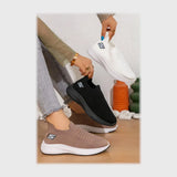 حذاء سنيكرز حريمى فوندي تريكو خيط مستورد ونعل PVC حقن الوان متعددة جميع المواسم من اير - S258