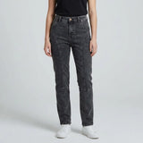 بنطلون ستريت حريمي جينز رباعيه قطن 100 % رمادي جميع المواسم من ايجي وير جينز - SKW01-32-grey