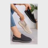 حذاء سنيكرز حريمى فوندي تريكو خيط مستورد ونعل PVC حقن الوان متعددة جميع المواسم من فيكتور - VPW56