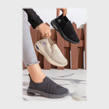 حذاء سنيكرز حريمى فوندي تريكو خيط مستورد ونعل PVC حقن الوان متعددة جميع المواسم من فيكتور - VSW150