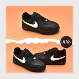 حذاء سنيكرز حريمى فوندي جلد إسكاي مستورد ونعل PVC حقن اسود جميع المواسم من بري باندا - ZS13