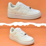 حذاء سنيكرز حريمى فوندي جلد إسكاي مستورد ونعل PVC حقن ابيض جميع المواسم من باندا - ZS14