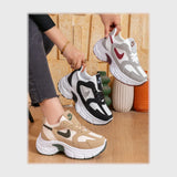 حذاء سنيكرز حريمى فوندي جلد إسكاي مستورد ونعل PVC حقن الوان متعددة جميع المواسم من بيكو - b-192