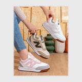 حذاء سنيكرز حريمى فوندي جلد إسكاي مستورد ونعل PVC حقن الوان متعددة جميع المواسم من بيكو - b-7331