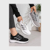 حذاء سنيكرز حريمى فوندي تريكو خيط مستورد ونعل PVC حقن الوان متعددة جميع المواسم من فيكتور - vrw77